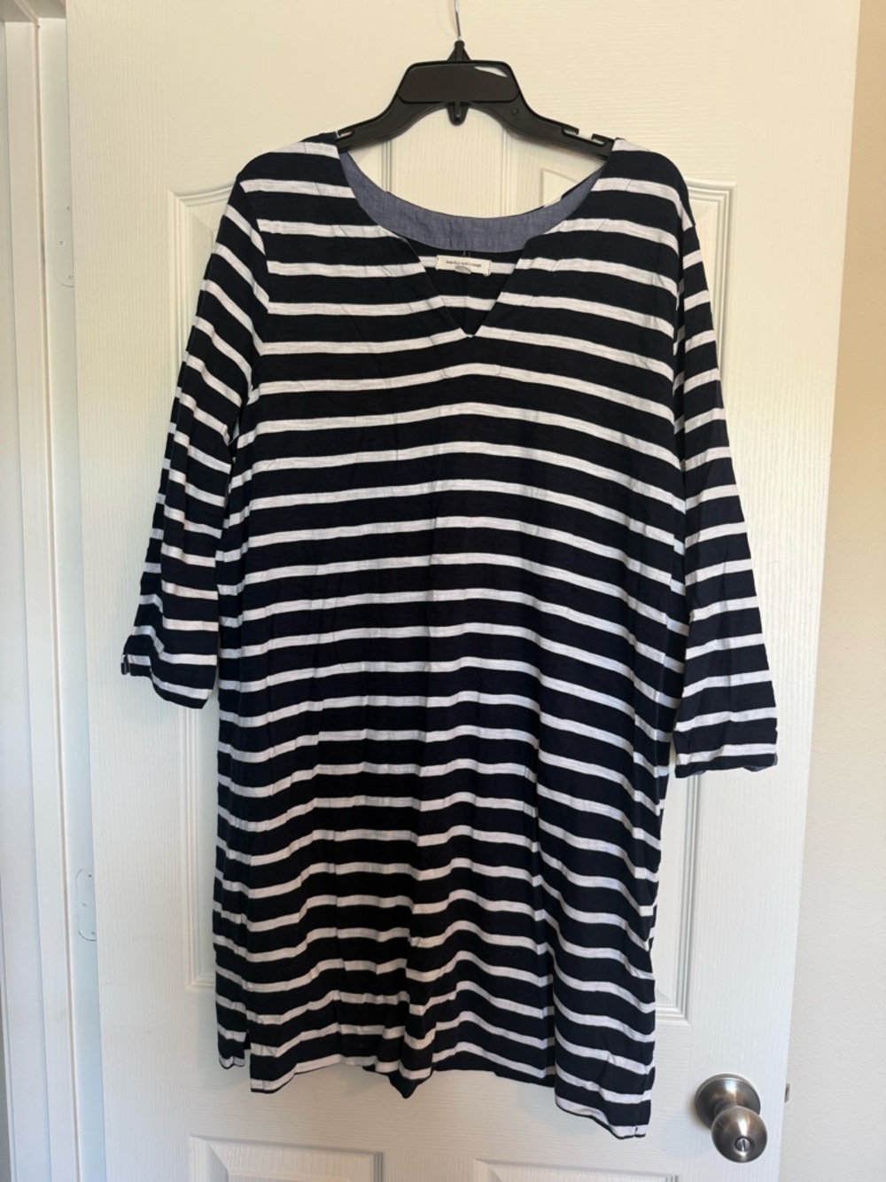 beachlunchlounge Navy and White Striped Top